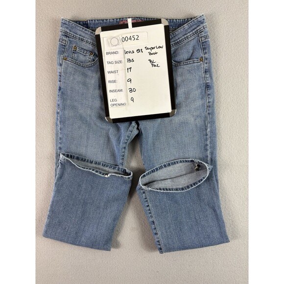 Levis 518 Superlow Jeans Women 34x30 Blue Bootcut Fading Sz Tag 13 S - Picture 13 of 13